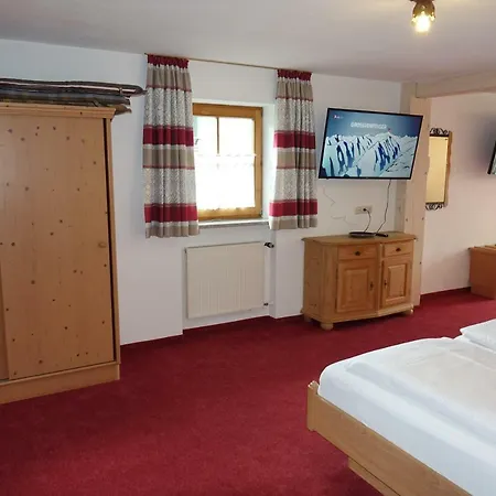 Appartement Gaestehaus Guggomos 