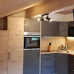 Gaestehaus Guggomos 